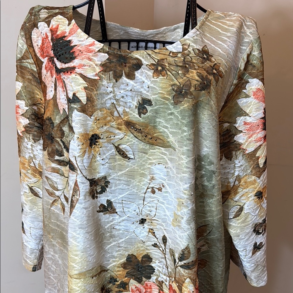 Alfred Dunner Green Asymmetrical Tunic Top